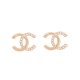 NEUF BOUCLES D'OREILLES CHANEL LOGO CC STRASS METAL DORE + BOITE EARRINGS 650€