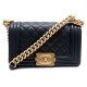 SAC A MAIN CHANEL PETIT BOY A67085 EN CUIR CAVIAR NOIR BANDOULIERE PURSE 6100€