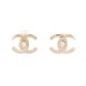 NEUF BOUCLES D'OREILLES CHANEL LOGO CC STRASS METAL DORE BOITE NEW EARRING 650€