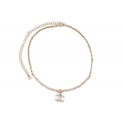 NEUF COLLIER CHANEL CHOKER PENDENTIF LOGO CC STRASS EN METAL DORE NECKLACE 1530€