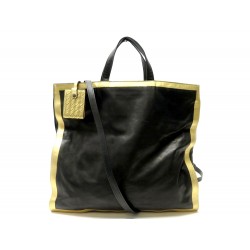 SAC A MAIN BOTTEGA VENETA 301235 BANDOULIERE EN CUIR NOIR ET DORE HANDBAG 2500€