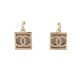 NEUF BOUCLES D'OREILLES PENDANTES LOGO CC CARRE METAL DORE GOLDEN EARRINGS 700€