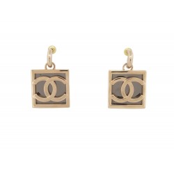 NEUF BOUCLES D'OREILLES PENDANTES LOGO CC CARRE METAL DORE GOLDEN EARRINGS 700€