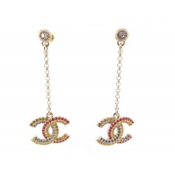 NEUF BOUCLES D'OREILLES CHANEL LOGO CC MULTICOLORE PENDANTES METAL EARRING 1180€