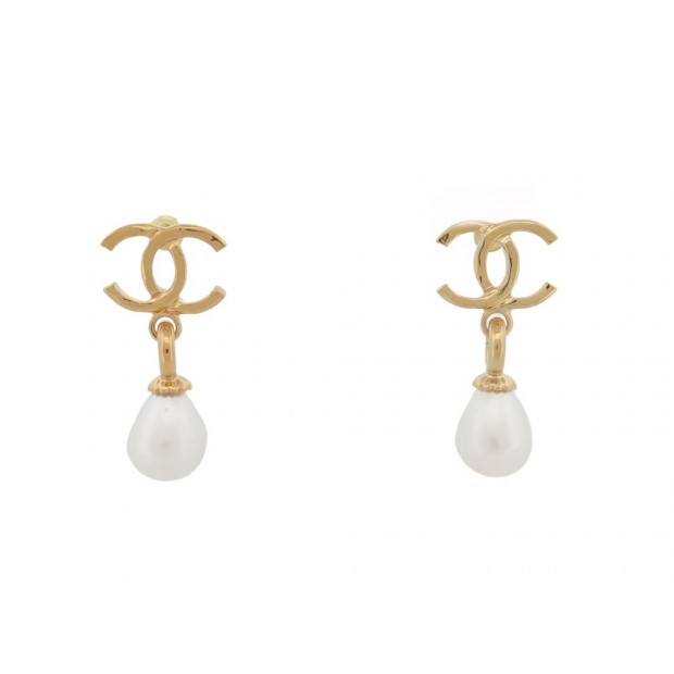 NEUF BOUCLES D'OREILLES CHANEL PUCES LOGO CC PERLES PENDANTES EARRINGS NEW 790€