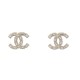 NEUF BOUCLES D'OREILLES CHANEL PUCES LOGO CC STRASS & PERLES DORE EARRINGS 650€