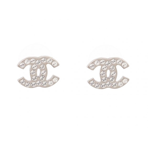 NEUF BOUCLES D'OREILLES CHANEL MINI LOGO CC & STRASS METAL ARGENTE EARRINGS 600€