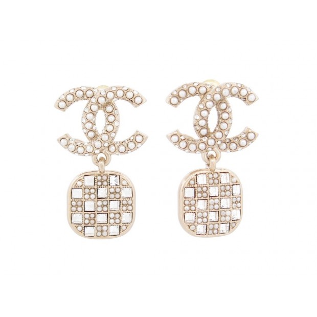 NEUF BOUCLES D'OREILLES CHANEL LOGO CC PENDANTES STRASS 2022 NEW EARRINGS 700€