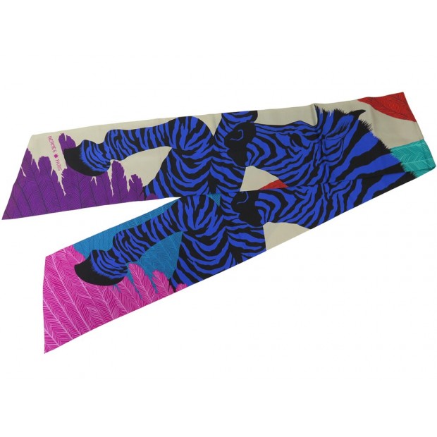 NEUF FOULARD HERMES ZEBRA PEGASUS MAXI TWILLY ALICE SHIRLEY SOIE SILK SCARF 330€