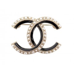 NEUF BROCHE CHANEL LOGO CC EMAIL ET PERLES METAL GOLD STEEL BROOCH PEARLS 620€