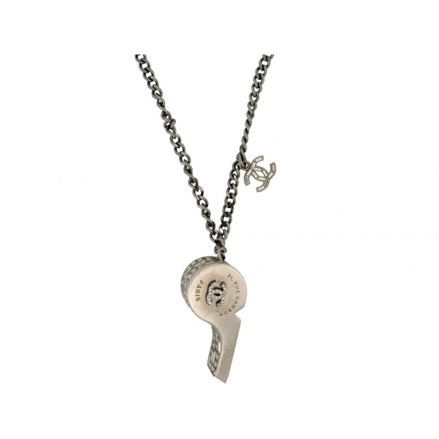 COLLIER CHANEL PENDENTIF SIFFLET LOGO CC STRASS 40-55 CM WHISTLE NECKLACE 1200€