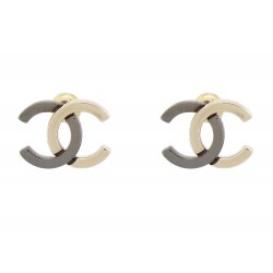 NEUF BOUCLES D'OREILLES CHANEL LOGO CC BICOLORE METAL NOIR ET DORE EARRINGS 600€