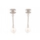 NEUF BOUCLES D'OREILLES CHANEL LOGO CC STRASS & PERLES PENDANTES EARRINGS 800€