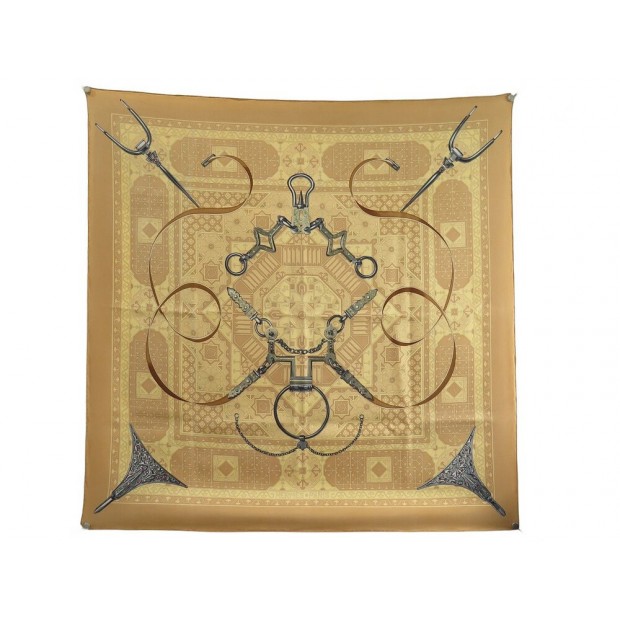 FOULARD HERMES ARABIA D. RYBALTCHENKO CARRE 90 SOIE BEIGE+ BOITE SILK SCARF 530€