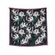 NEUF FOULARD CHANEL FLEURS LYS LOGO CC CARRE 90 EN SOIE SILK LILY SCARF NEW 530€