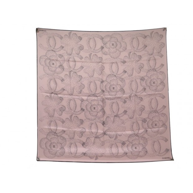 FOULARD CHANEL LOGO CC ET CAMELIAS CARRE 90 EN SOIE ROSE PINK SILK SCARF 530€