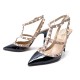 CHAUSSURES VALENTINO ESCARPINS ROCKSTUD 37 CUIR VERNI NOIR PUMPS SHOES 950€