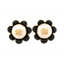 VINTAGE BOUCLES D'OREILLES CHANEL PERLE CC FLEURS DE CASTELLANE 1985 EARRINGS