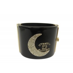 NEUF BRACELET MANCHETTE CHANEL 2008 LOGO CC LUNE STRASS RESINE NOIR BANGLE 1620€