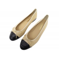 NEUF CHAUSSURES CHANEL A02819 BALLERINES LOGO CC 39.5 EN CUIR BEIGE & NOIR 1060€