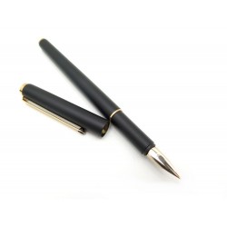 NEUF STYLO PLUME MONTBLANC NOIR + BOITE 