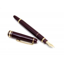 NEUF STYLO A PLUME MONTBLANC MEISTERSTUCK MOZART 107706 RESINE BORDEAUX PEN 460€