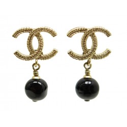 BOUCLES D'OREILLES CHANEL LOGO CC PERLE NOIRE PENDANTE 380 