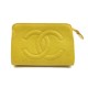  TROUSSE CHANEL EN CUIR CAVIAR JAUNE 