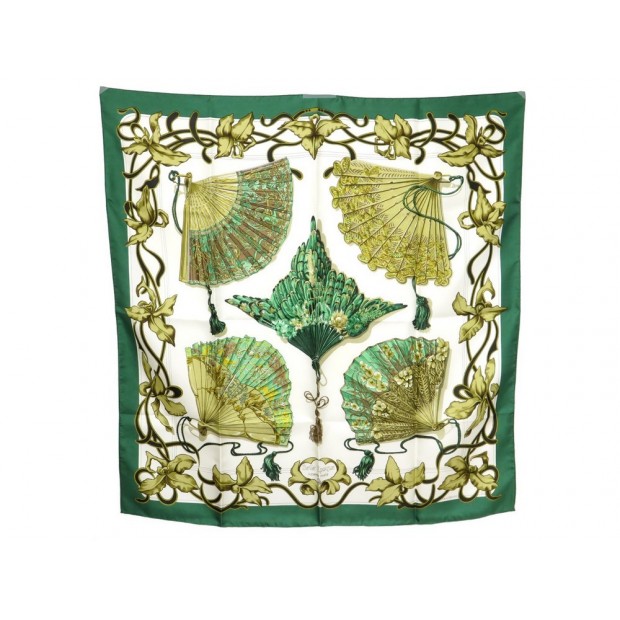 NEUF FOULARD HERMES BELLE EPOQUE 1967 EN SOIE VERT CARRE + BOITE SCARF 350€