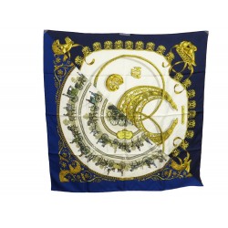 FOULARD HERMES TRIANGLES LA PROMENADE DE LONGCHAMPS & LES CAVALIERS D OR