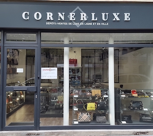 Buy, sell & consign Louis Vuitton clothes - 3 consignment store in Paris -  CornerLuxe - Cornerluxe